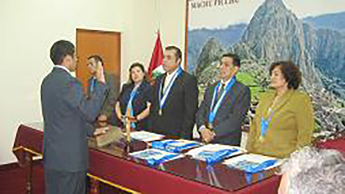 Juramentación ante el Decano